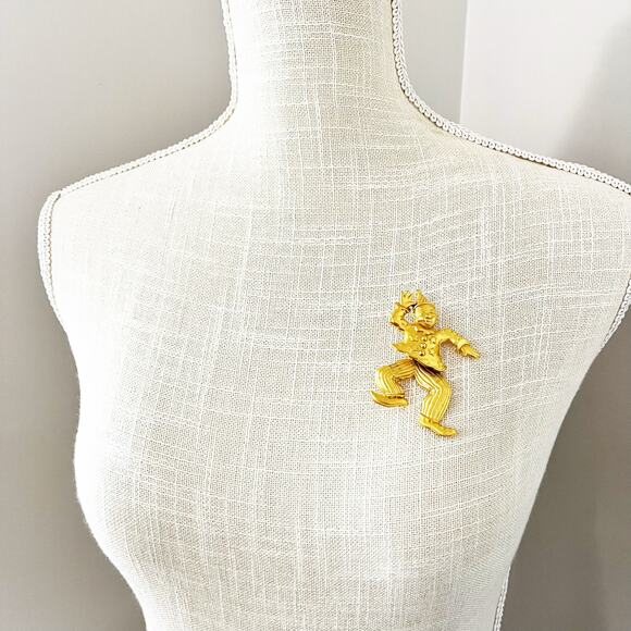 JJ Jonette Vintage Goldtone Articulated Dancing Circus Clown Brooch - Picture 2 of 7